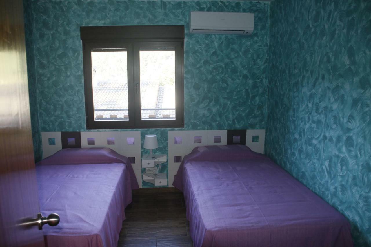 Casa Rural Las Pegueras Avila Bagian luar foto